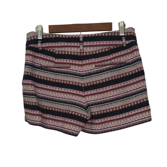 Ann Taylor Loft The Riviera Short Textured Jacquard Tribal Aztec Striped Sz 4 - Picture 3 of 8